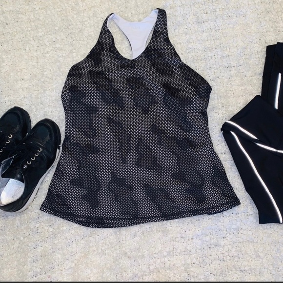 Lot of tank tops🤩 - Picture 4 of 8